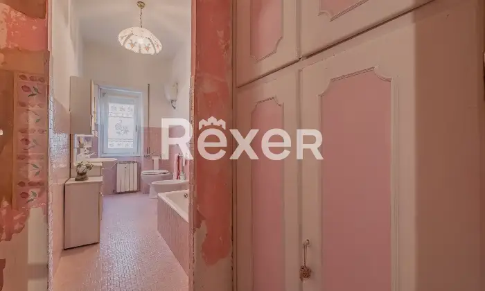 Rexer-Roma-Luminoso-e-silenzioso-appartamento-con-cantina-Altro