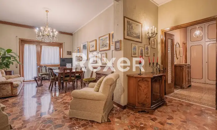 Rexer-Roma-Luminoso-e-silenzioso-appartamento-con-cantina-Altro