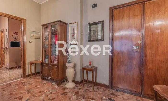 Rexer-Roma-Luminoso-e-silenzioso-appartamento-con-cantina-Altro