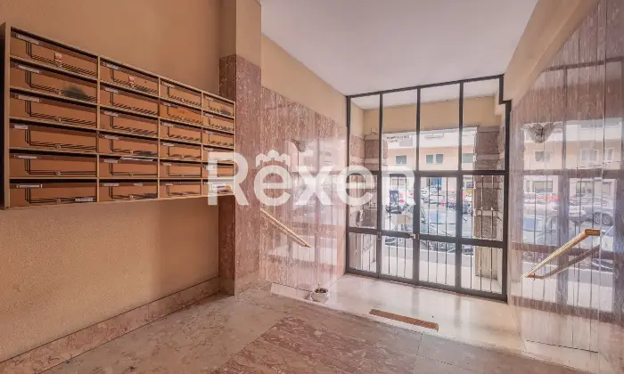 Rexer-Roma-Luminoso-e-silenzioso-appartamento-con-cantina-Altro