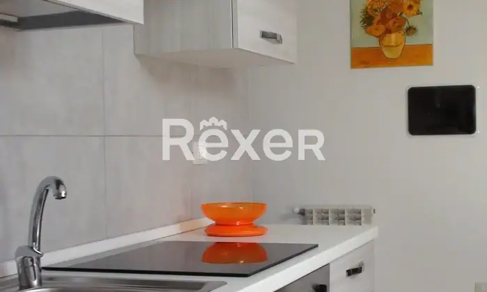 Rexer-LAquila-Coppito-Appartamento-duplex-ristrutturato-con-ingressi-indipendenti-Cucina
