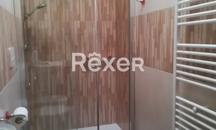 Rexer-LAquila-Coppito-Appartamento-duplex-ristrutturato-con-ingressi-indipendenti-Bagno