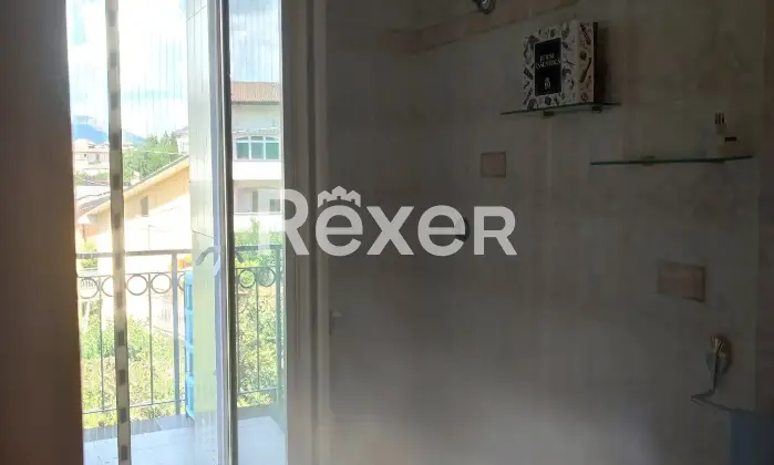 Rexer-LAquila-Coppito-Appartamento-duplex-ristrutturato-con-ingressi-indipendenti-Bagno