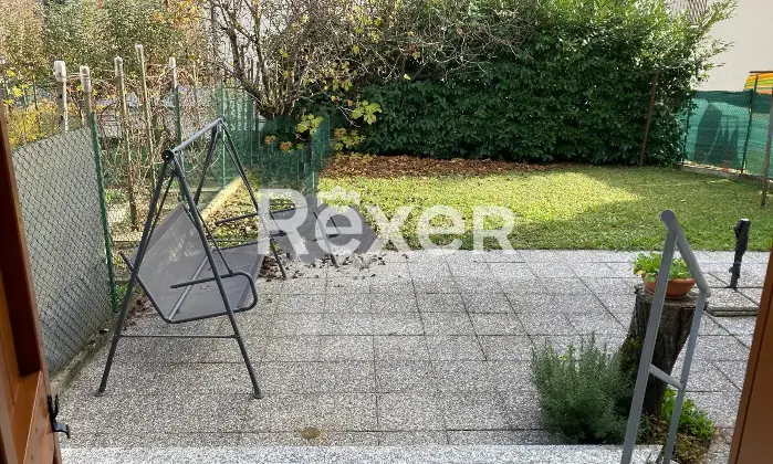 Rexer-Travo-Accogliente-villetta-a-schiera-con-giardino-box-auto-e-ampia-taverna-Ottima-posizione-centrale-Altro