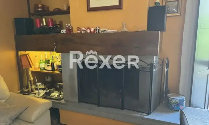 Rexer-Rocca-Pia-Quadrilocale-in-vendita-Altro