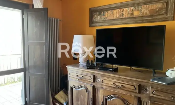 Rexer-Rocca-Pia-Quadrilocale-in-vendita-Altro