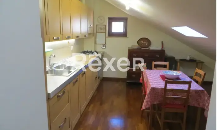 Rexer-Pescasseroli-Elegante-mansarda-arredata-in-Via-Benedetto-Croce-IV-Traversa-Pescasseroli-Altro