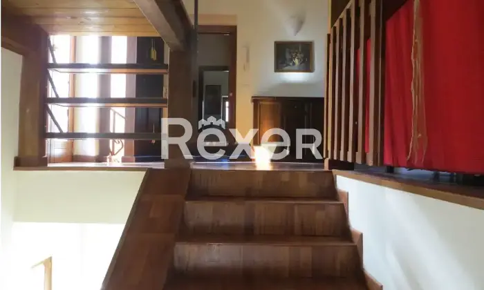 Rexer-Pescasseroli-Elegante-mansarda-arredata-in-Via-Benedetto-Croce-IV-Traversa-Pescasseroli-Altro