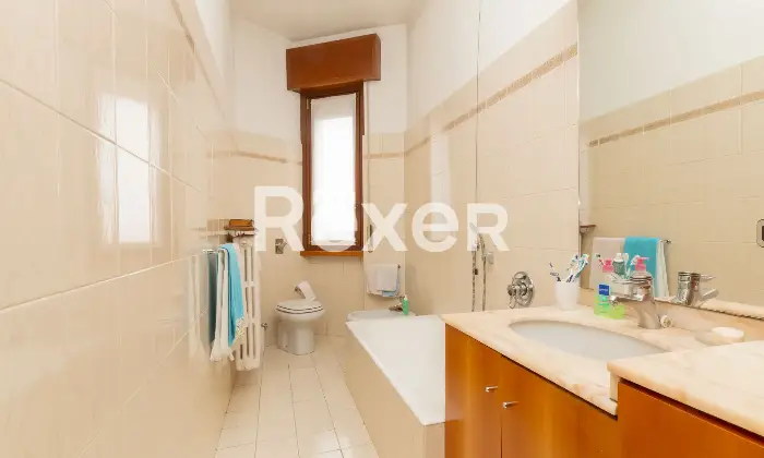 Rexer-Monza-Nuda-propriet-Trilocale-ultimo-piano-con-terrazzo-Altro