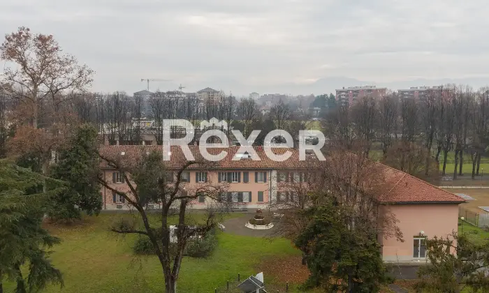 Rexer-Monza-Nuda-propriet-Trilocale-ultimo-piano-con-terrazzo-Altro