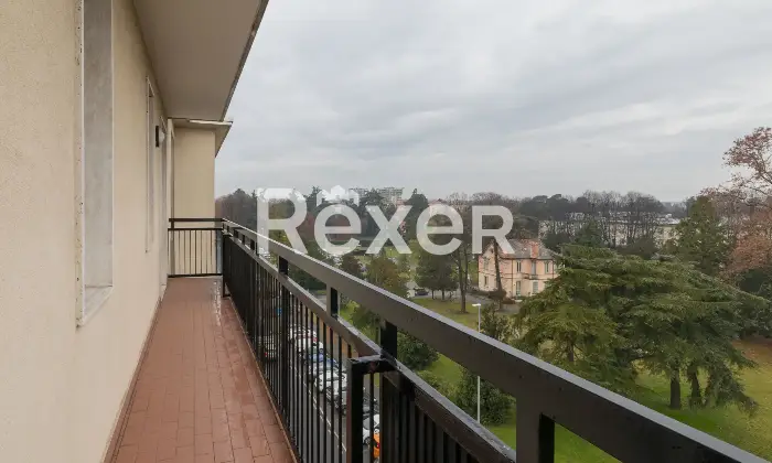 Rexer-Monza-Nuda-propriet-Trilocale-ultimo-piano-con-terrazzo-Altro