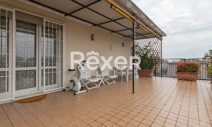 Rexer-Monza-Nuda-propriet-Trilocale-ultimo-piano-con-terrazzo-Altro