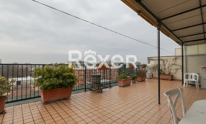 Rexer-Monza-Nuda-propriet-Trilocale-ultimo-piano-con-terrazzo-Altro