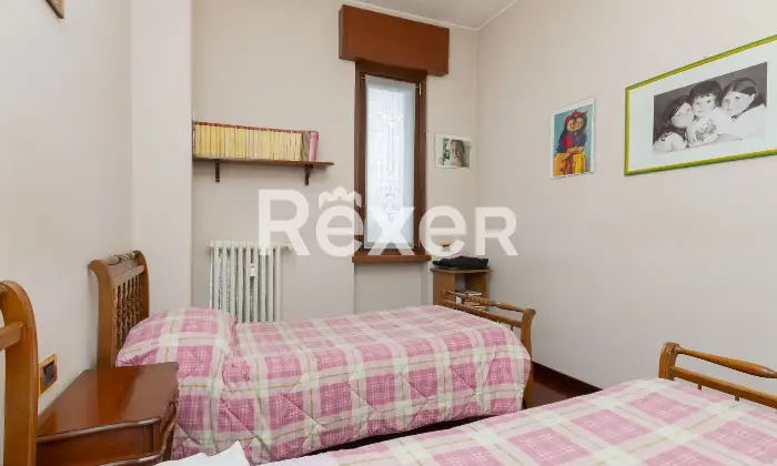 Rexer-Monza-Nuda-propriet-Trilocale-ultimo-piano-con-terrazzo-Altro