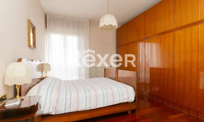 Rexer-Monza-Nuda-propriet-Trilocale-ultimo-piano-con-terrazzo-Altro