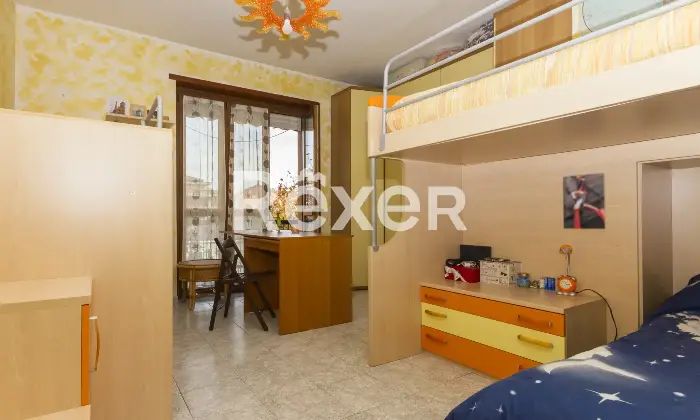 Rexer-Grugliasco-Ampio-pentalocale-con-tripla-esposizione-Altro