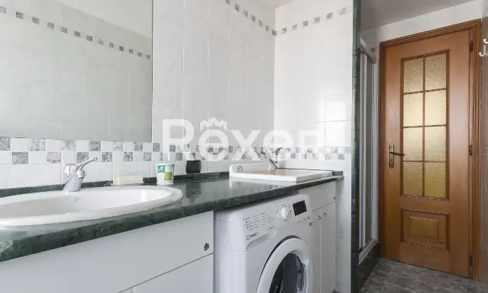 Rexer-Grugliasco-Ampio-pentalocale-con-tripla-esposizione-Altro