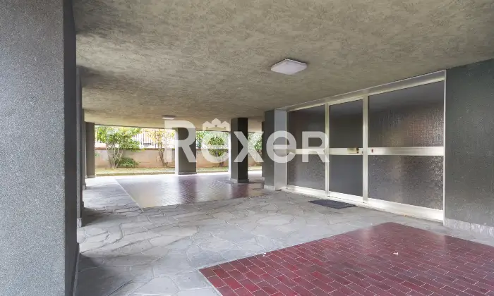 Rexer-Grugliasco-Ampio-pentalocale-con-tripla-esposizione-Altro