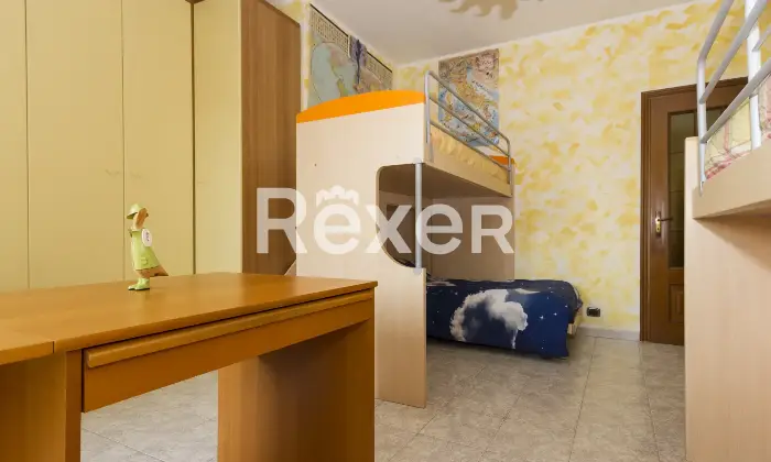 Rexer-Grugliasco-Ampio-pentalocale-con-tripla-esposizione-Altro