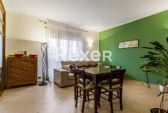 Rexer-Grugliasco-Ampio-pentalocale-con-tripla-esposizione-Altro