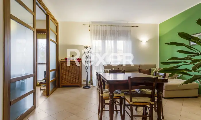 Rexer-Grugliasco-Ampio-pentalocale-con-tripla-esposizione-Altro