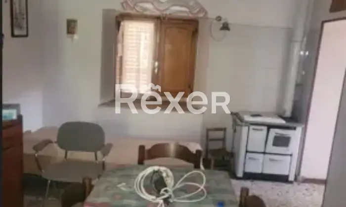 Rexer-Badia-Tedalda-Porzione-di-bifamiliare-con-vista-sul-fiume-Marecchia-e-mq-circa-di-bosco-Localit-Cantoni-Badia-Tedalda-Altro