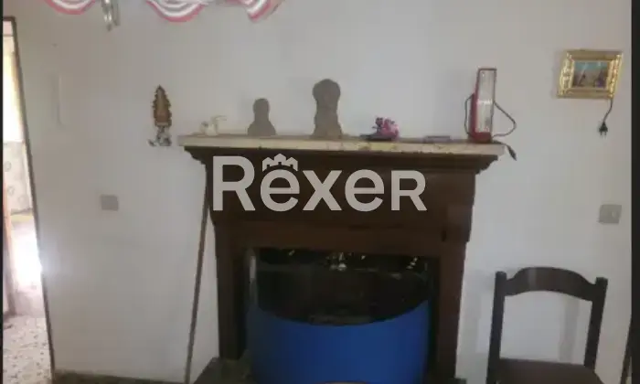 Rexer-Badia-Tedalda-Porzione-di-bifamiliare-con-vista-sul-fiume-Marecchia-e-mq-circa-di-bosco-Localit-Cantoni-Badia-Tedalda-Altro