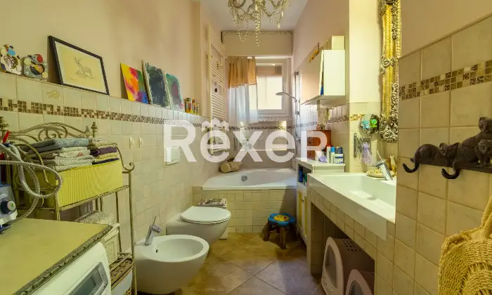 Rexer-Bologna-San-Donato-Appartamento-con-balcone-e-cantina-Altro