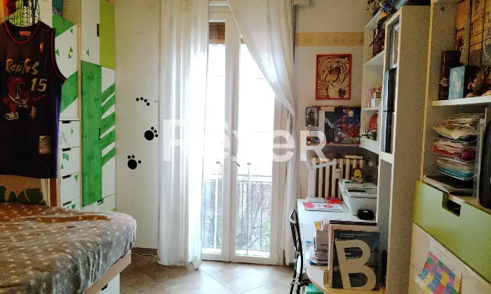 Rexer-Bologna-San-Donato-Appartamento-con-balcone-e-cantina-Altro