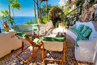 Rexer-Amalfi-Villa-affacciata-sul-mare-di-Amalfi-Altro