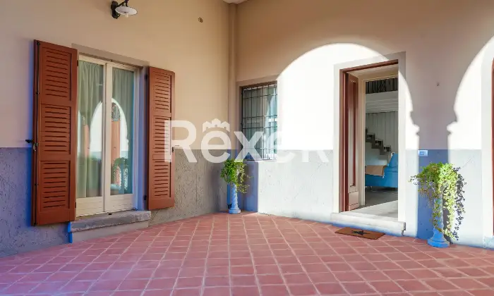 Rexer-Adro-APPARTAMENTO-SU-DUE-LIVELLI-Altro