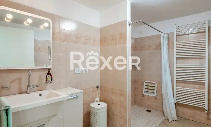 Rexer-Adro-Appartamento-su-due-livelli-Altro