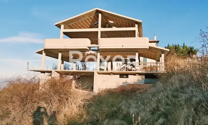 Rexer-Atri-Villa-indipendente-con-panorama-mare-e-monti-da-completare-Altro