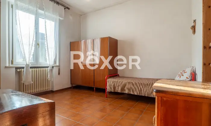 Rexer-Ferrara-Porzione-di-bifamiliare-con-ingresso-indipendente-Altro