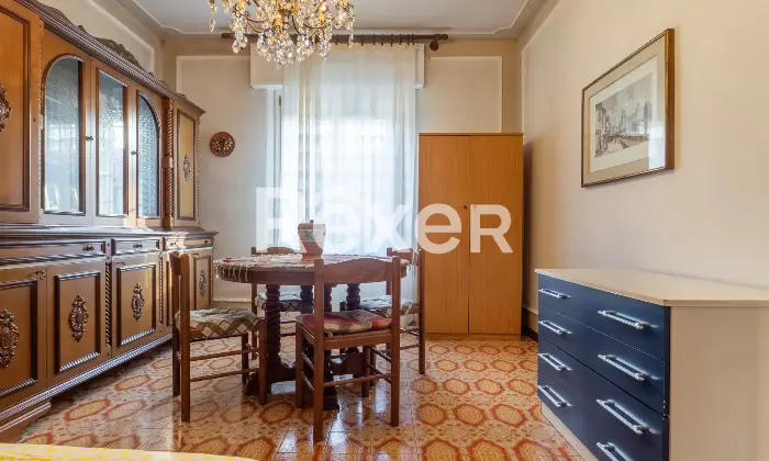 Rexer-Ferrara-Porzione-di-bifamiliare-con-ingresso-indipendente-Altro