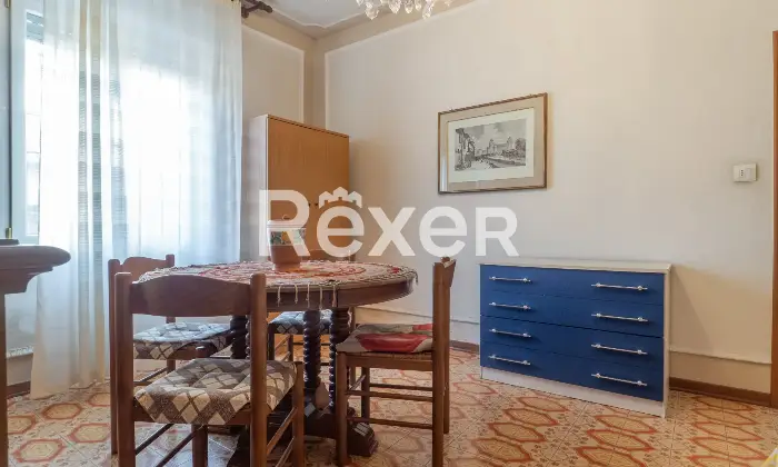 Rexer-Ferrara-Porzione-di-bifamiliare-con-ingresso-indipendente-Altro