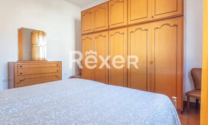 Rexer-Ferrara-Porzione-di-bifamiliare-con-ingresso-indipendente-Altro