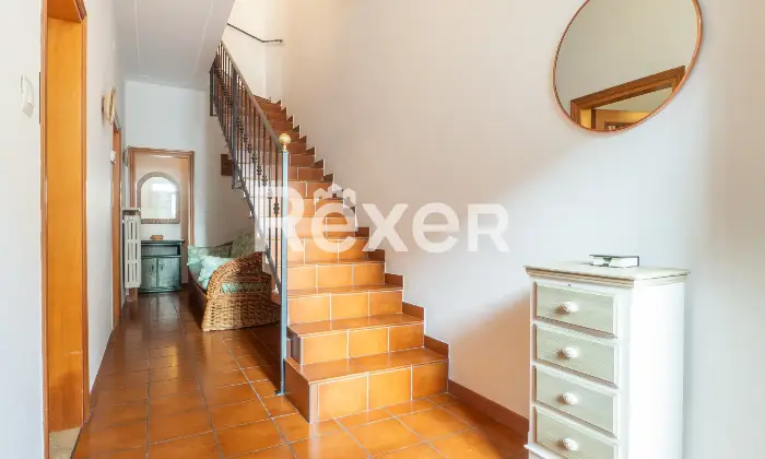 Rexer-Ferrara-Porzione-di-bifamiliare-con-ingresso-indipendente-Altro