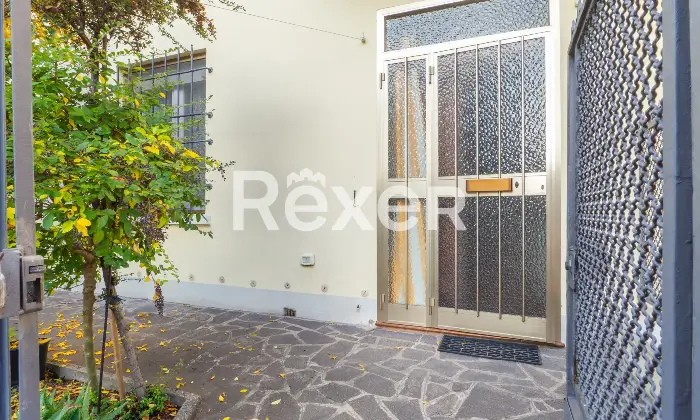 Rexer-Ferrara-Porzione-di-bifamiliare-con-ingresso-indipendente-Altro