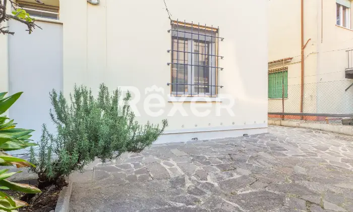 Rexer-Ferrara-Porzione-di-bifamiliare-con-ingresso-indipendente-Altro