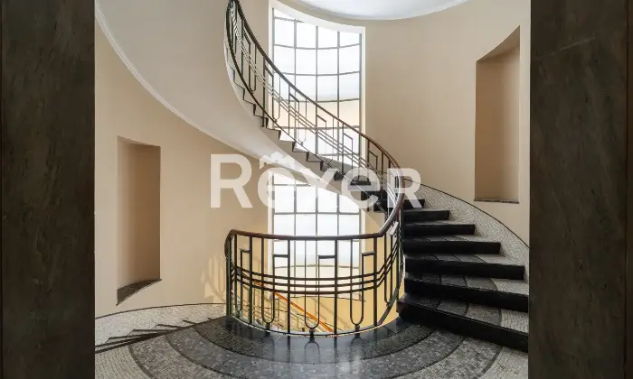 Rexer-Milano-Eleganza-Storica-e-Potenziale-Moderno-a-Due-Passi-da-Corso-Buenos-Aires-Altro