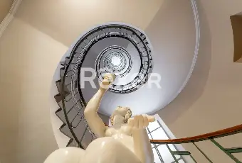 Rexer-Milano-Eleganza-Storica-e-Potenziale-Moderno-a-Due-Passi-da-Corso-Buenos-Aires-Altro