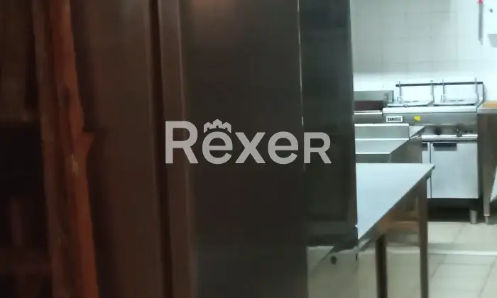 Rexer-Genzano-di-Lucania-Locale-commerciale-di-mq-ex-pizzeria-arredato-in-buono-stato-Altro