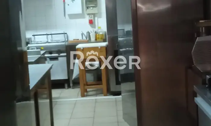 Rexer-Genzano-di-Lucania-Locale-commerciale-di-mq-ex-pizzeria-arredato-in-buono-stato-Altro