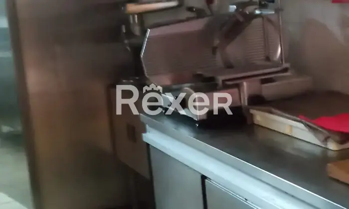Rexer-Genzano-di-Lucania-Locale-commerciale-di-mq-ex-pizzeria-arredato-in-buono-stato-Altro