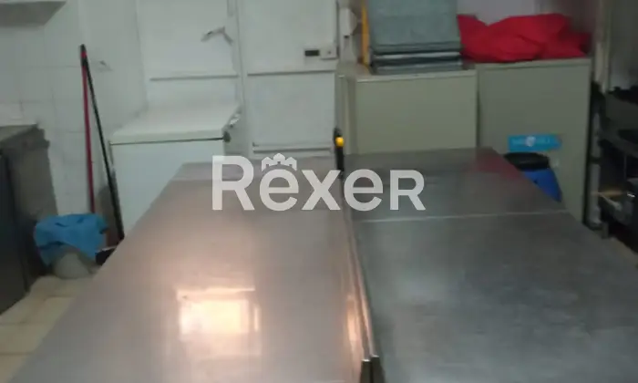 Rexer-Genzano-di-Lucania-Locale-commerciale-di-mq-ex-pizzeria-arredato-in-buono-stato-Altro