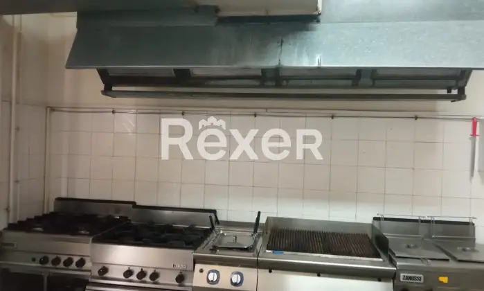 Rexer-Genzano-di-Lucania-Locale-commerciale-di-mq-ex-pizzeria-arredato-in-buono-stato-Altro