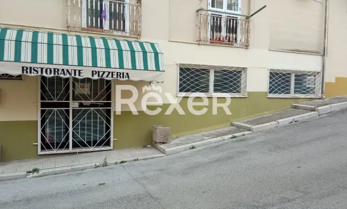 Rexer-Genzano-di-Lucania-Locale-commerciale-di-mq-ex-pizzeria-arredato-in-buono-stato-Altro