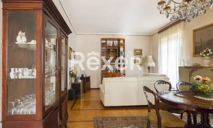 Rexer-Rosta-Casa-indipendente-con-giardino-privato-Altro