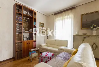 Rexer-Rosta-Casa-indipendente-con-giardino-privato-Altro